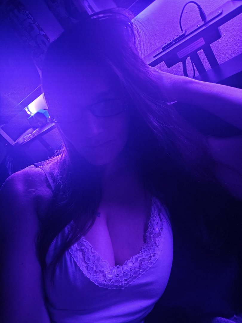 All4you420 (@all4you420) on CashChat